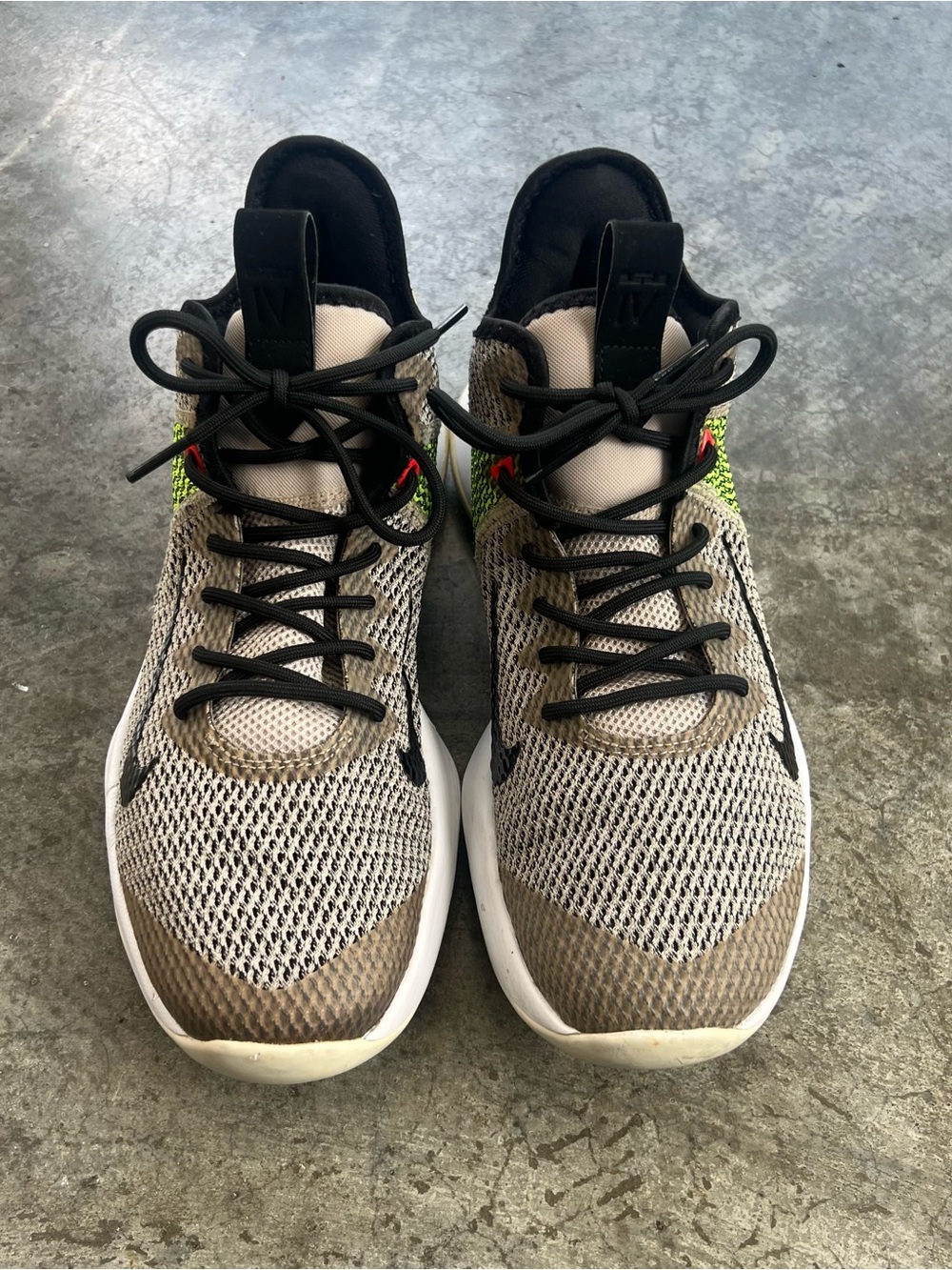 Nike LeBron Witness 4 String Volt Basketball Shoes Men’s Size 10 BV7427 - Picture 3 of 10
